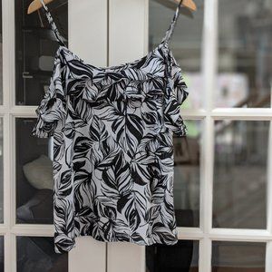 Mossimo Black/white off the shoulder top size M